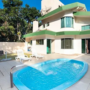 Casa Cravo Com Piscina Bombinhas